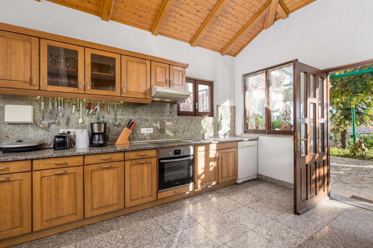 Holiday House Marica Lovran Εξωτερικό φωτογραφία